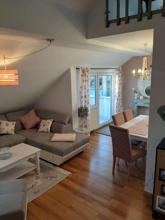 Auszeit Rheingauer Rosengasse Apartment Johannisberg Exterior foto